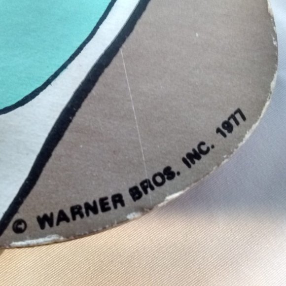 1977 Looney Tunes Bugs Bunny Wall Hanging - Picture 3 of 3